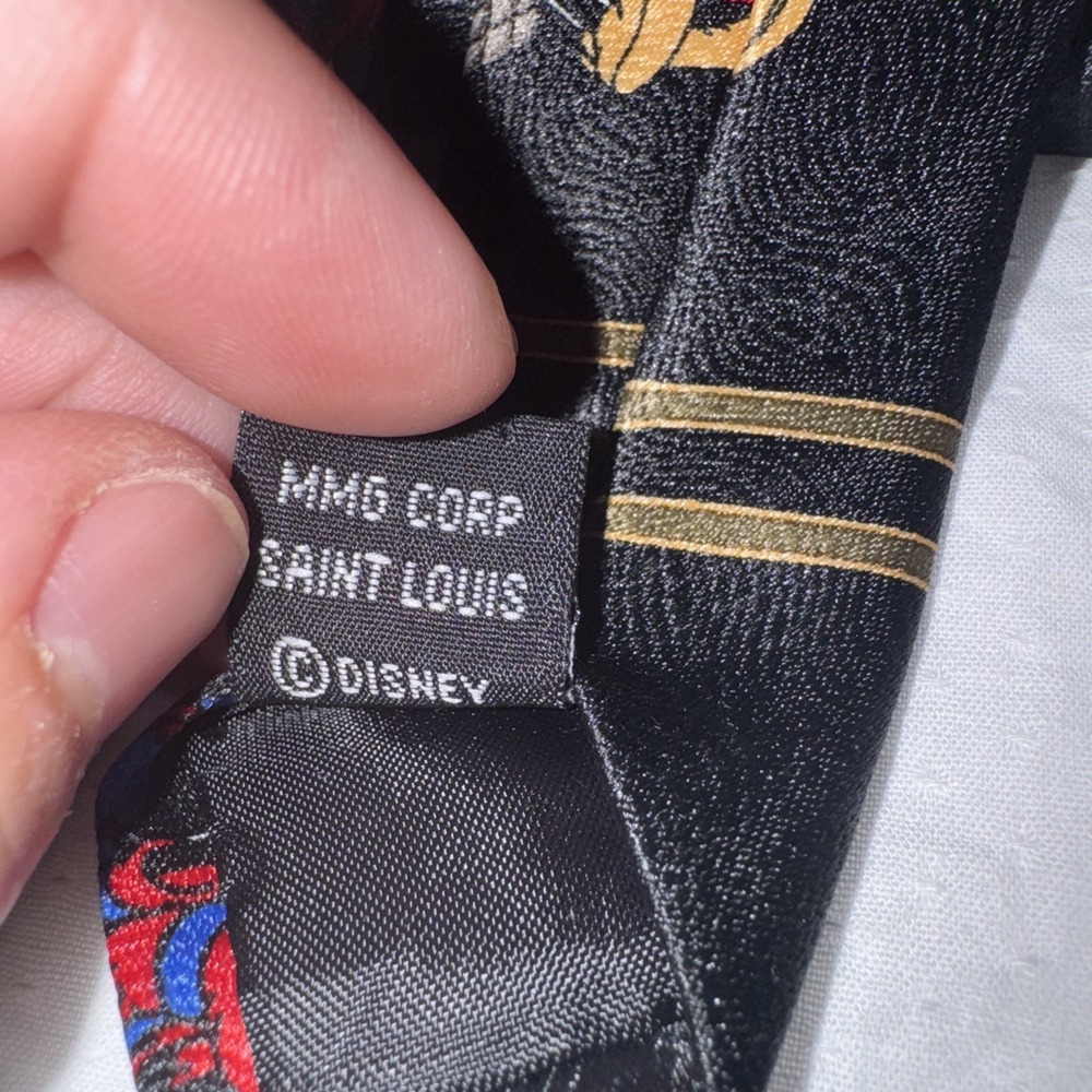 Disney Necktie - Mickey Goofy Pluto - Going to The Beach - Mickey Unlimited - Picture 4 of 5